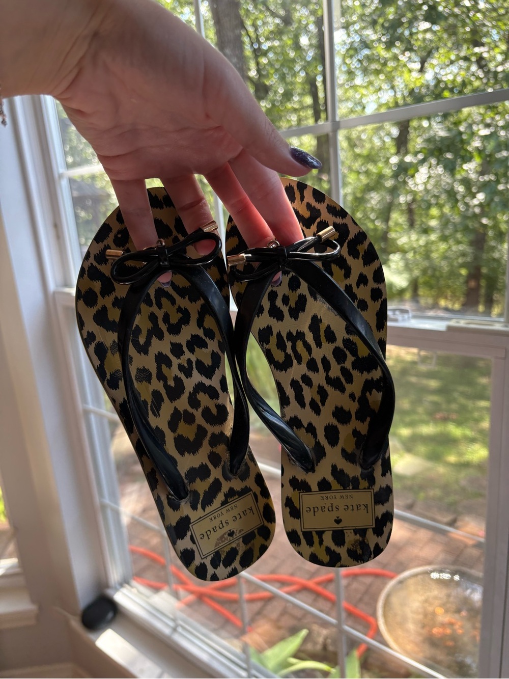 kate spade Nova Leopard Print Bow Flip Sandals - Black/Tan